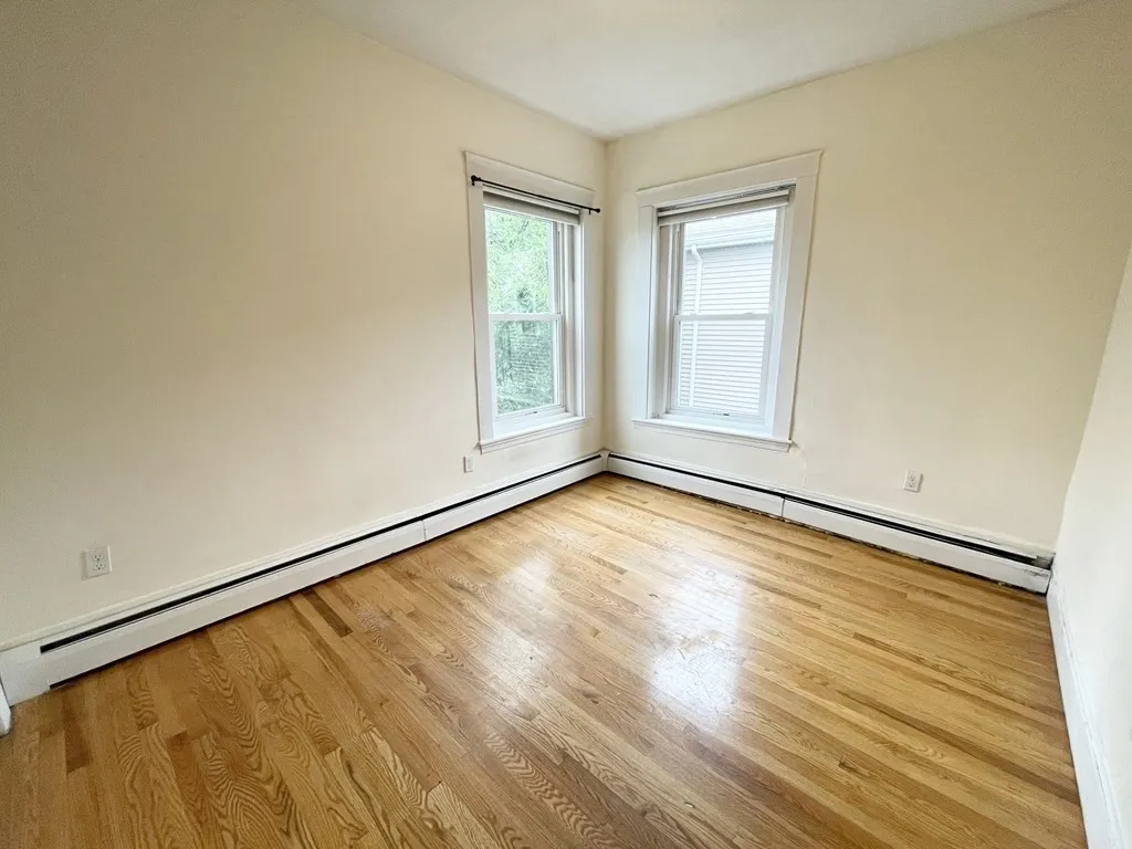 92 L St, South Boston