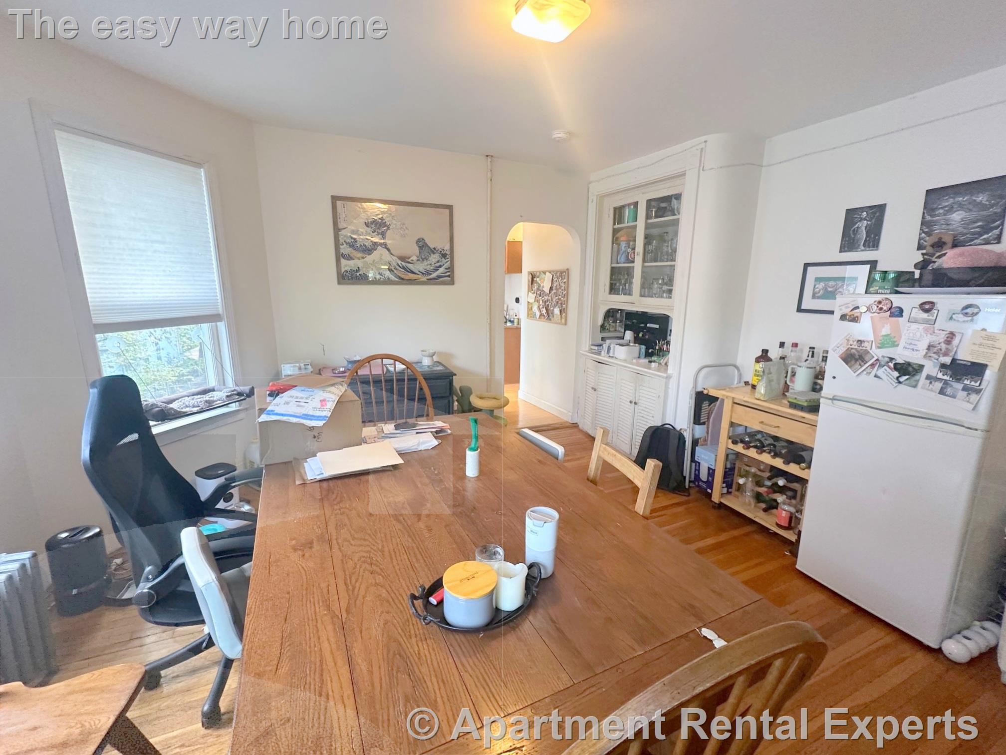 10 Rogers Ave, Davis Square