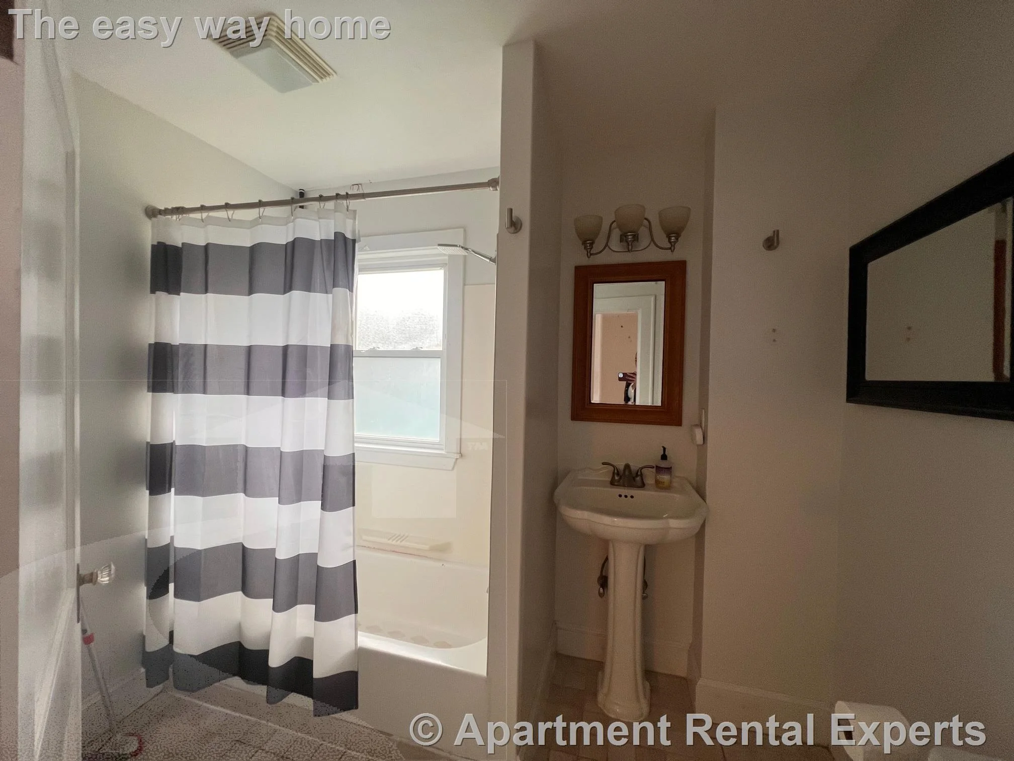 137 Sunset Rd, Arlington Heights