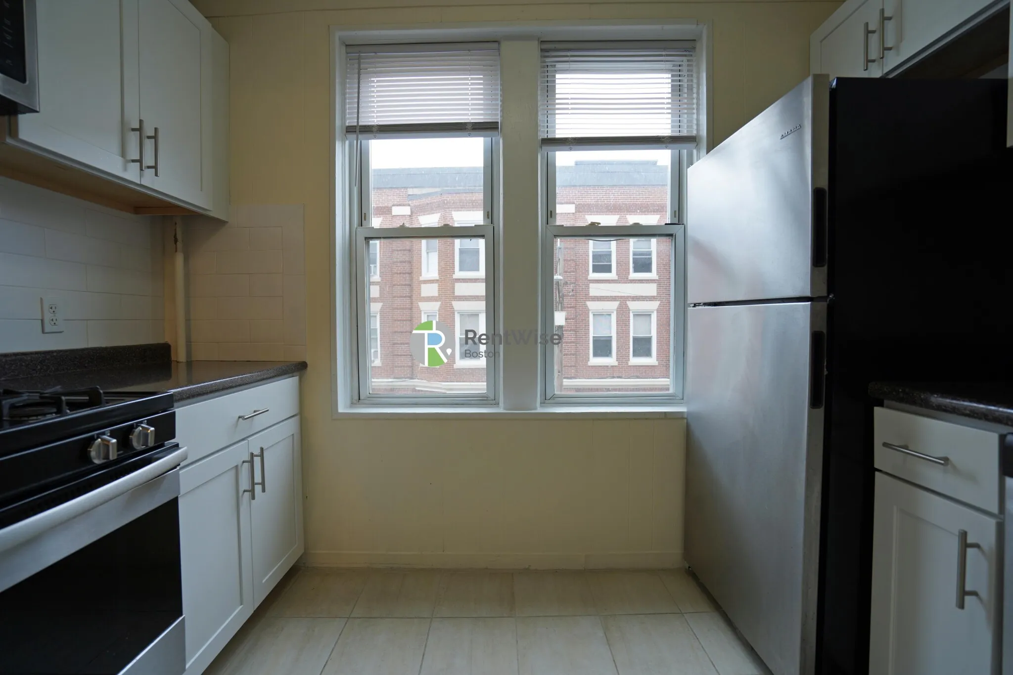 518 Cambridge St, Allston