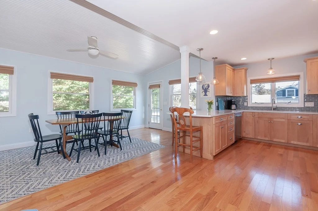 26 Mattakiset Rd, Antassawamock