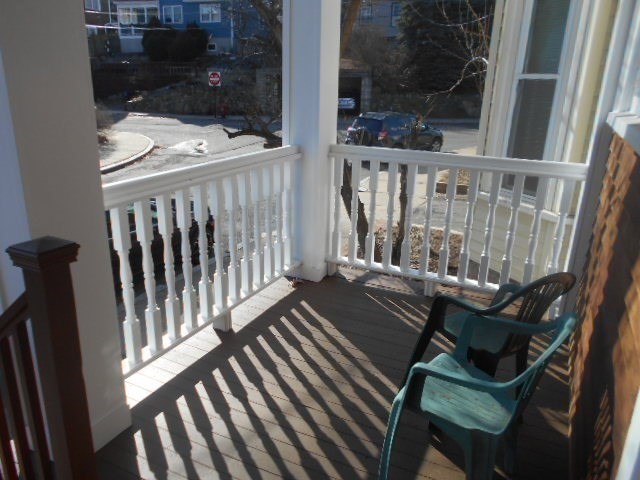 55 Rockland Av, Malden