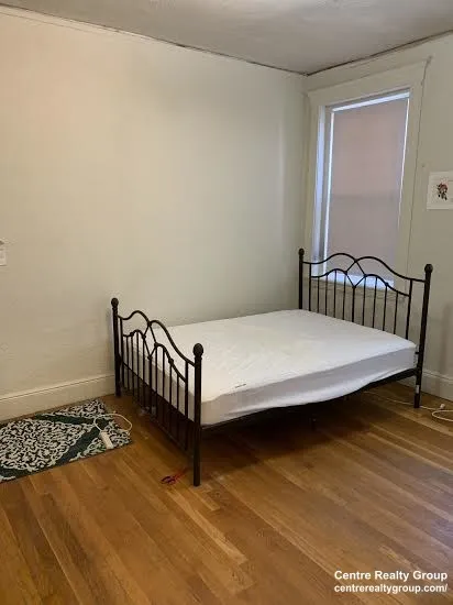 1800 Commonwealth Ave, Brighton