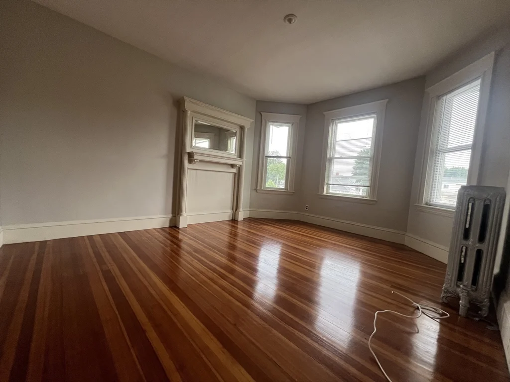 229 Belmont St, Belmont