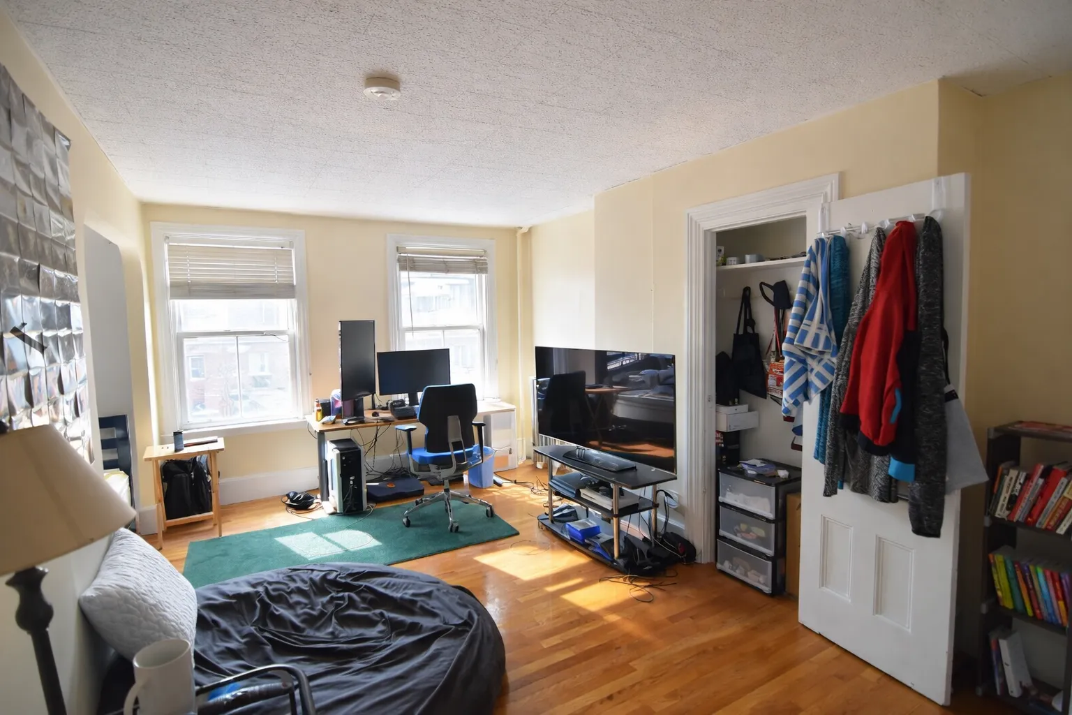 32 Irving St, Beacon Hill