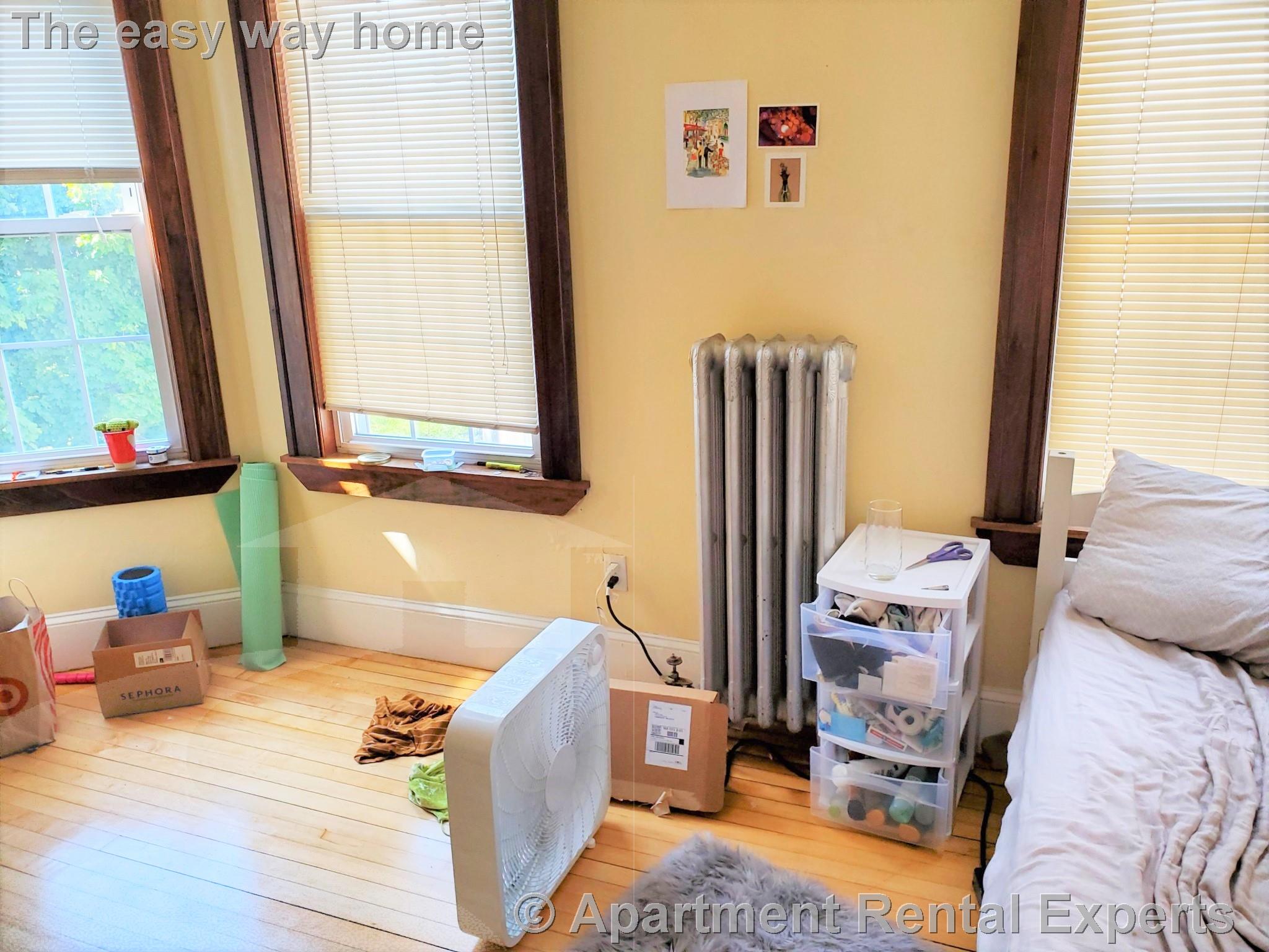 158 Magazine St, Cambridgeport