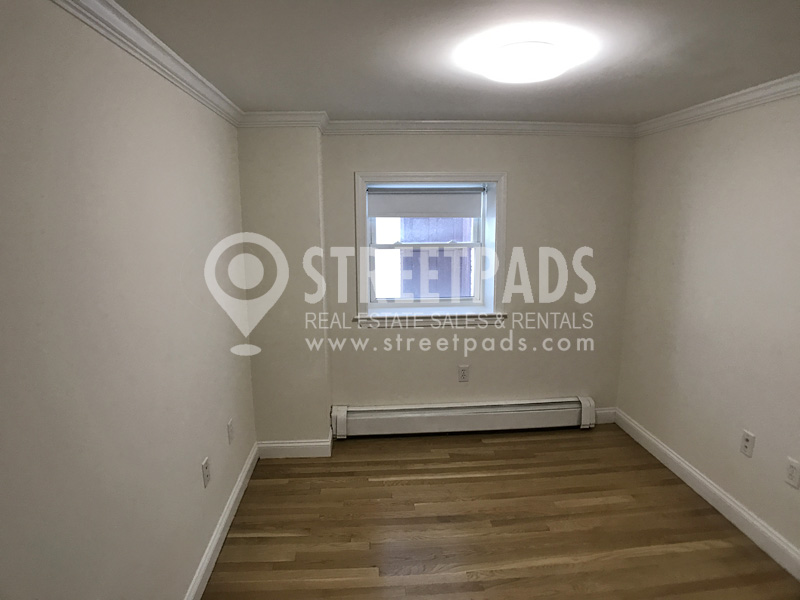 1539 Beacon St, Griggs Park