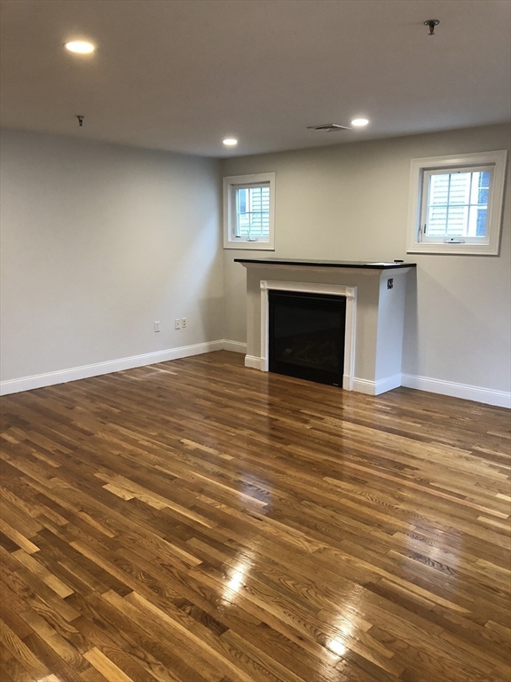 135 Calumet St, Mission Hill