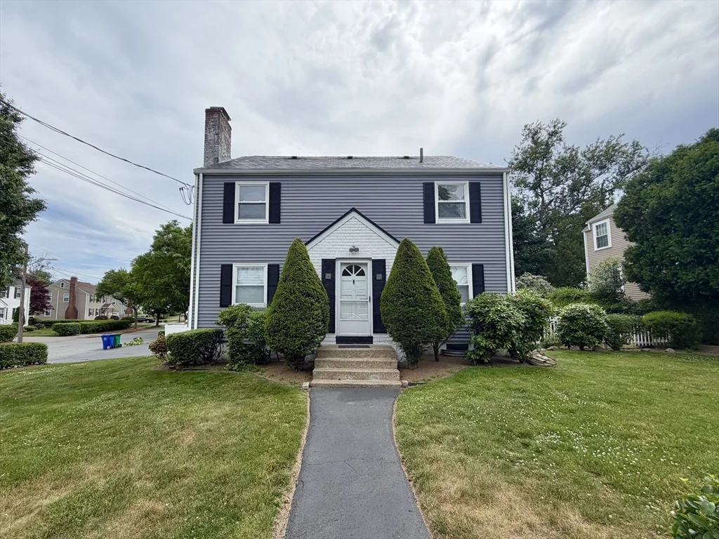 17 Hatfield Rd, West Newton