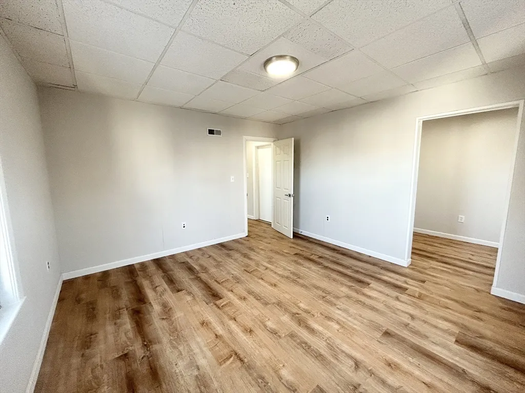 105 Buttonwood, Boston