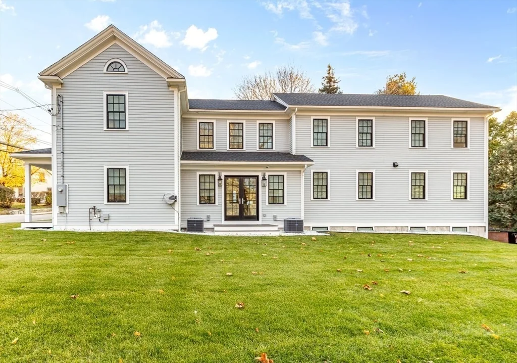 959 Chestnut St, Newton