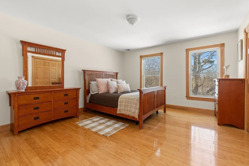 25 Pleasant St, Nahant