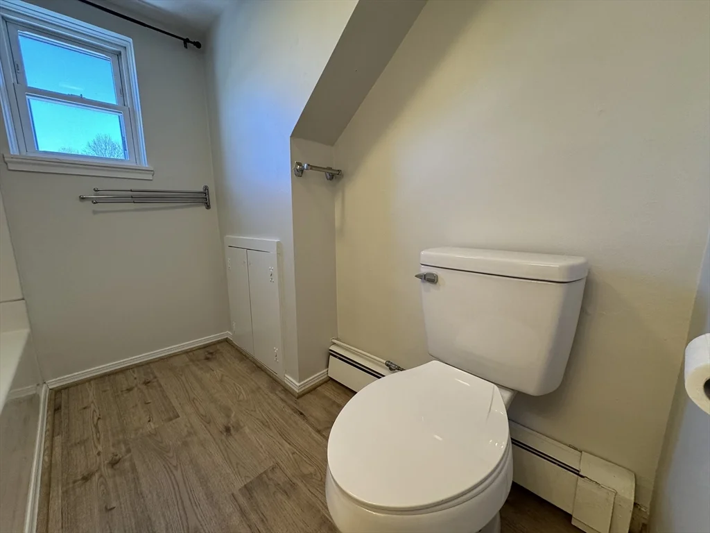 37 Oak St, Middleboro