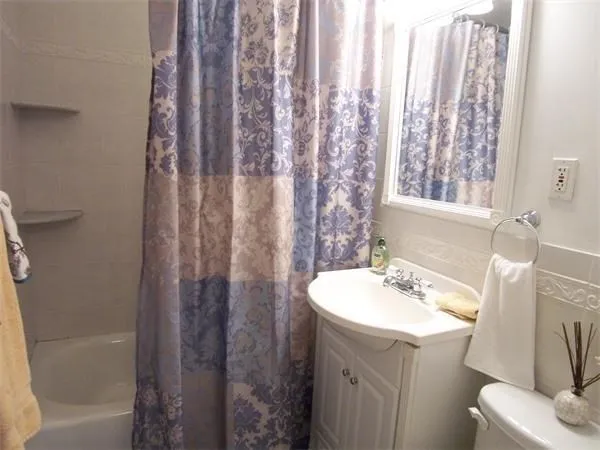 365 Faneuil St, Brighton