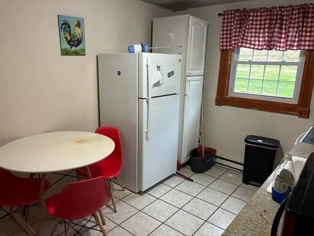 1 Walker Rd, North Andover