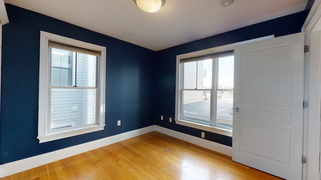 366 Dorchester St, South Boston