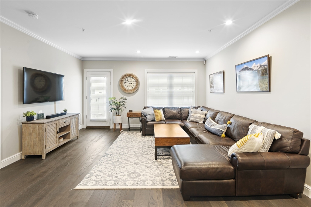 175 North Ave, Wakefield