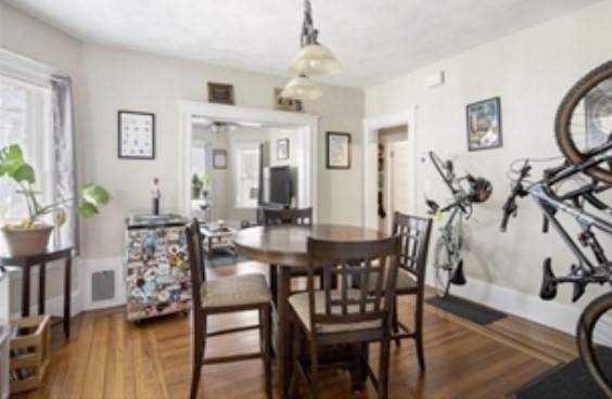 44 Greenleaf Ave, Medford