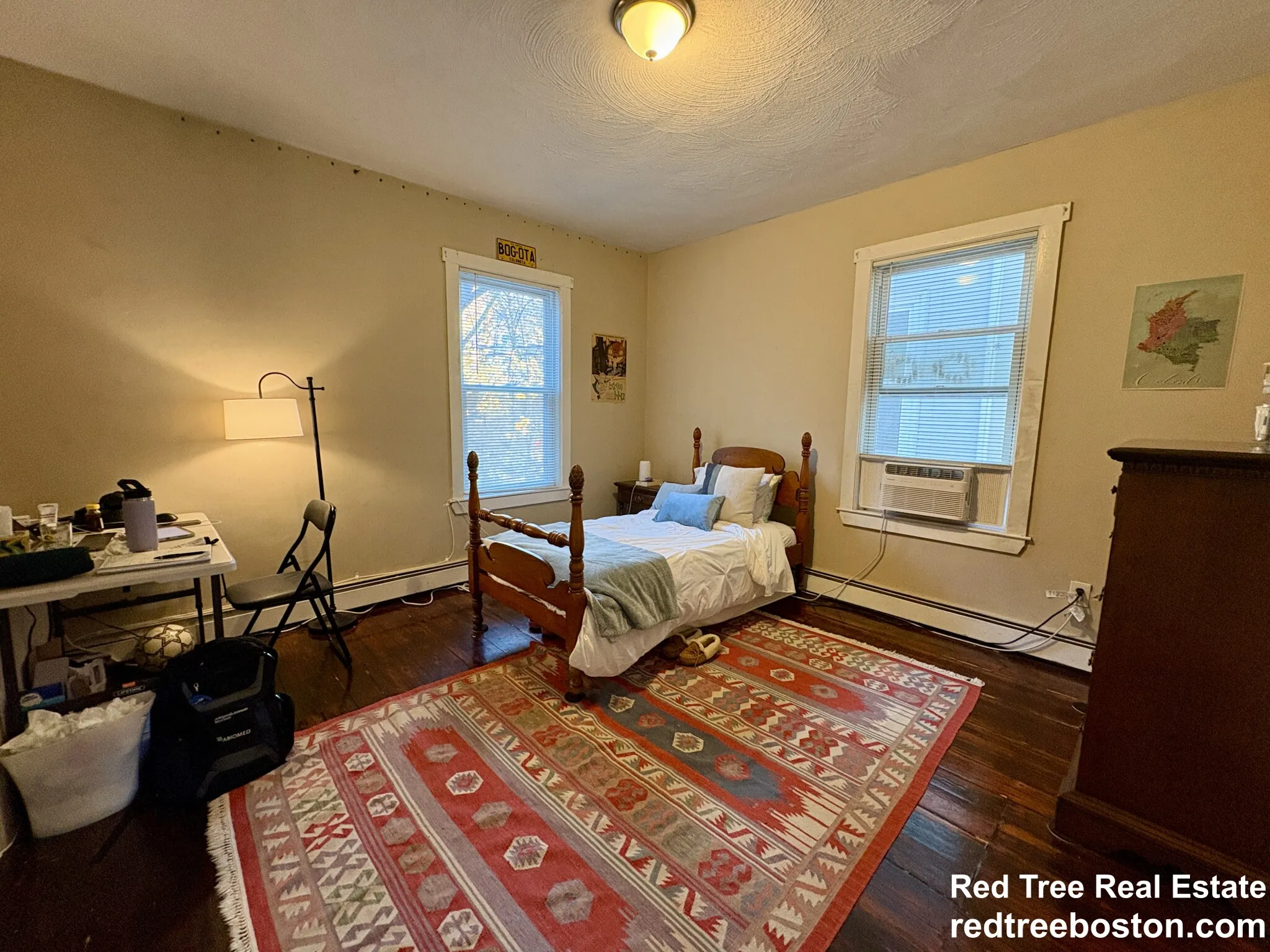 72 Hillside St, Mission Hill