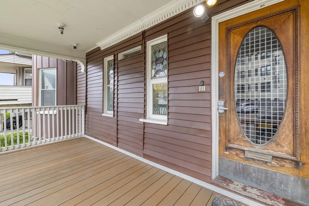 27 Brinsley St, Dudley / Brunswick King