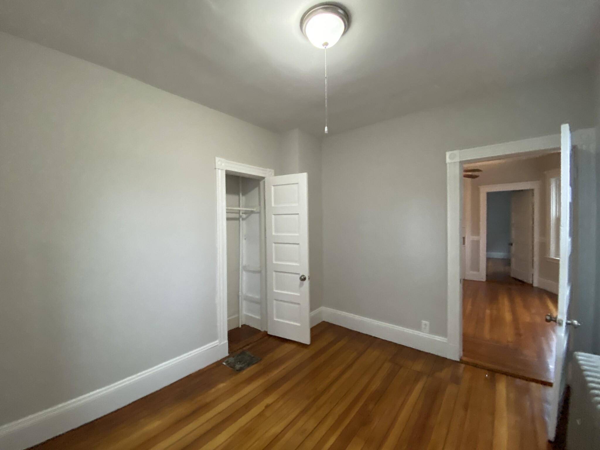 4 bed, 1 bath apartment for rent at 38 Bellevue St Unit 1, Dorchester — photo 4 of 9