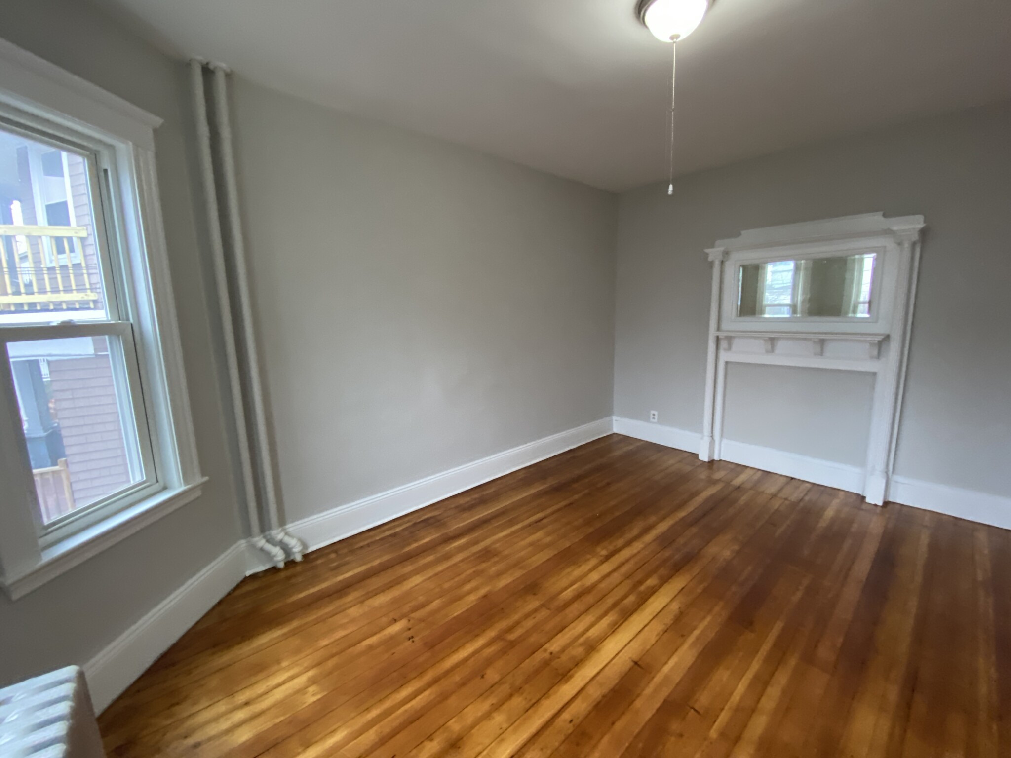 4 bed, 1 bath apartment for rent at 38 Bellevue St Unit 1, Dorchester — photo 3 of 9