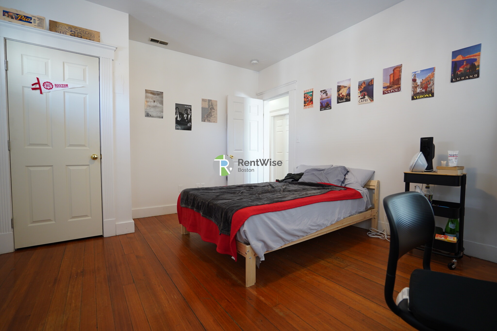 51 Gardner St, Allston