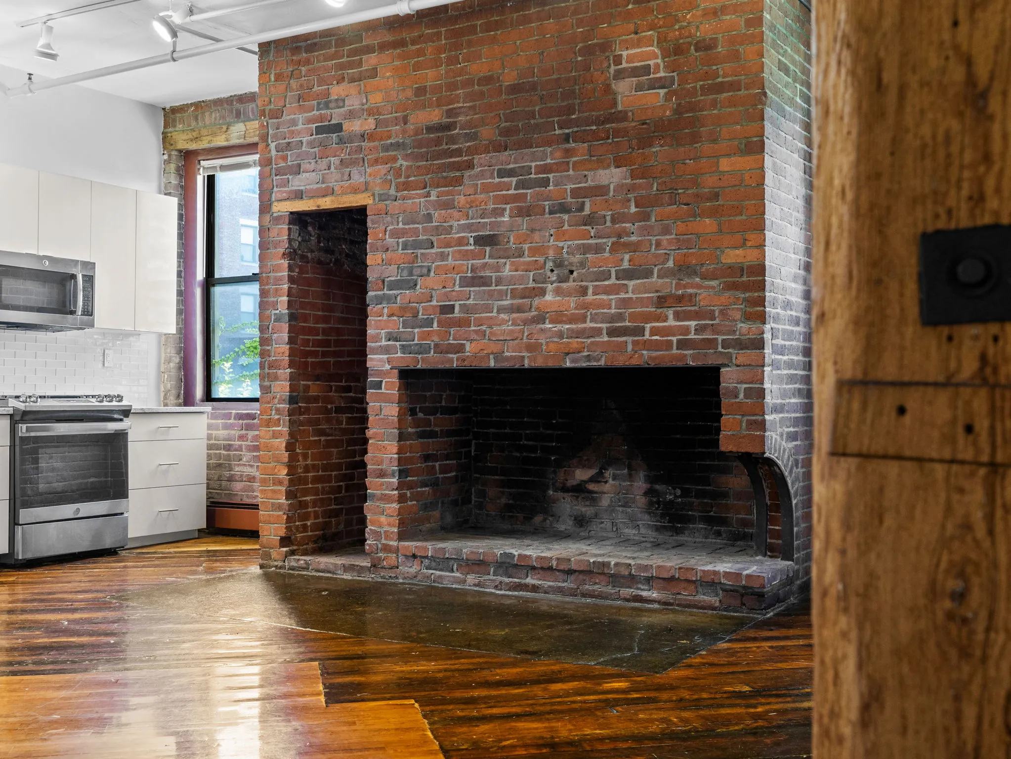 791 Tremont St, Roxbury