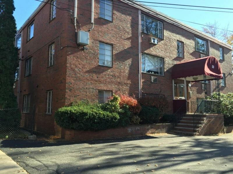 50 Evergreen St, Jamaica Plain