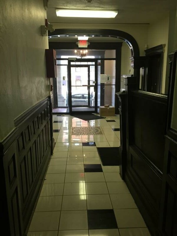 136 Hemenway St, Fenway