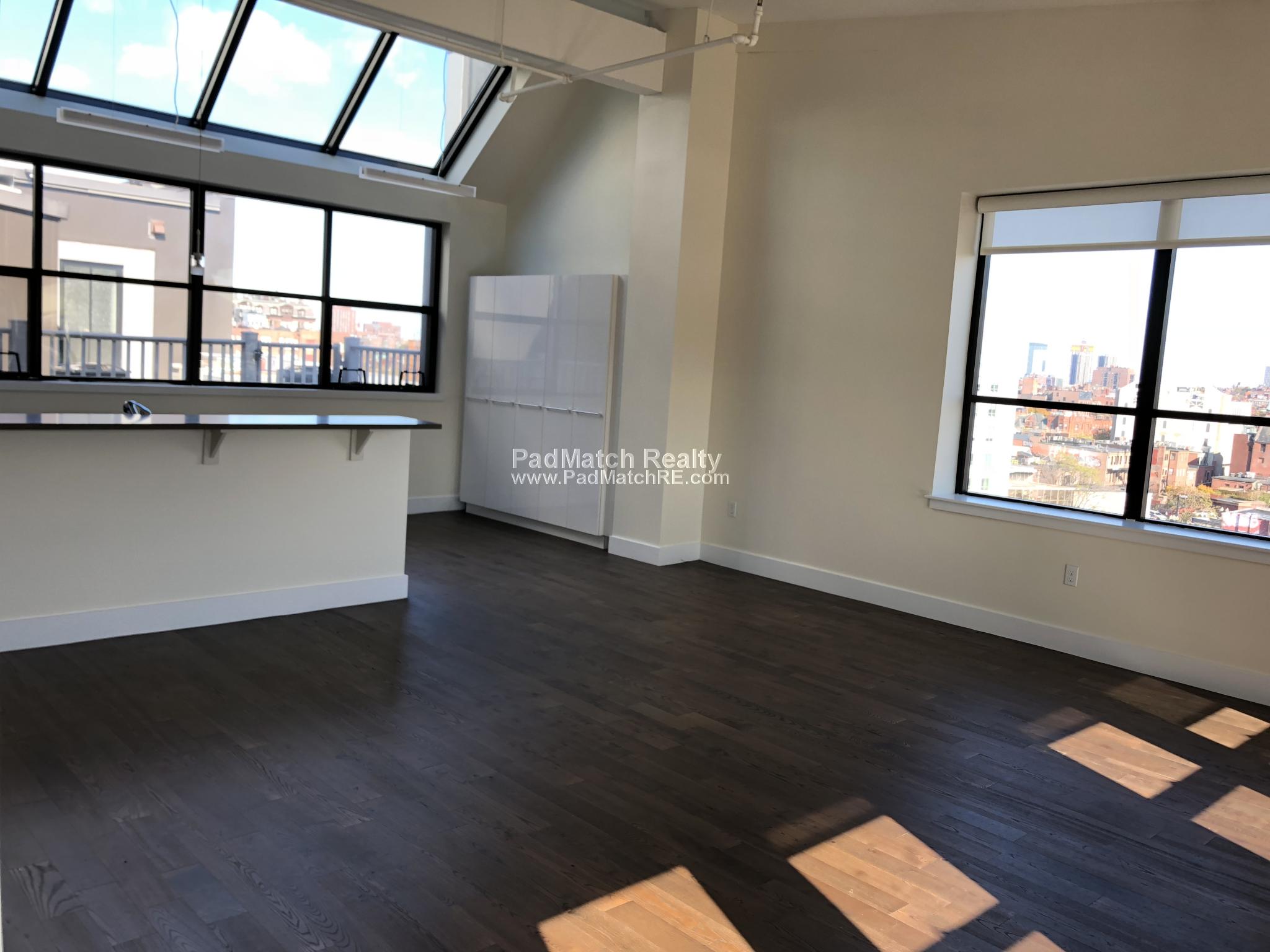 1126 Boylston St, Fenway