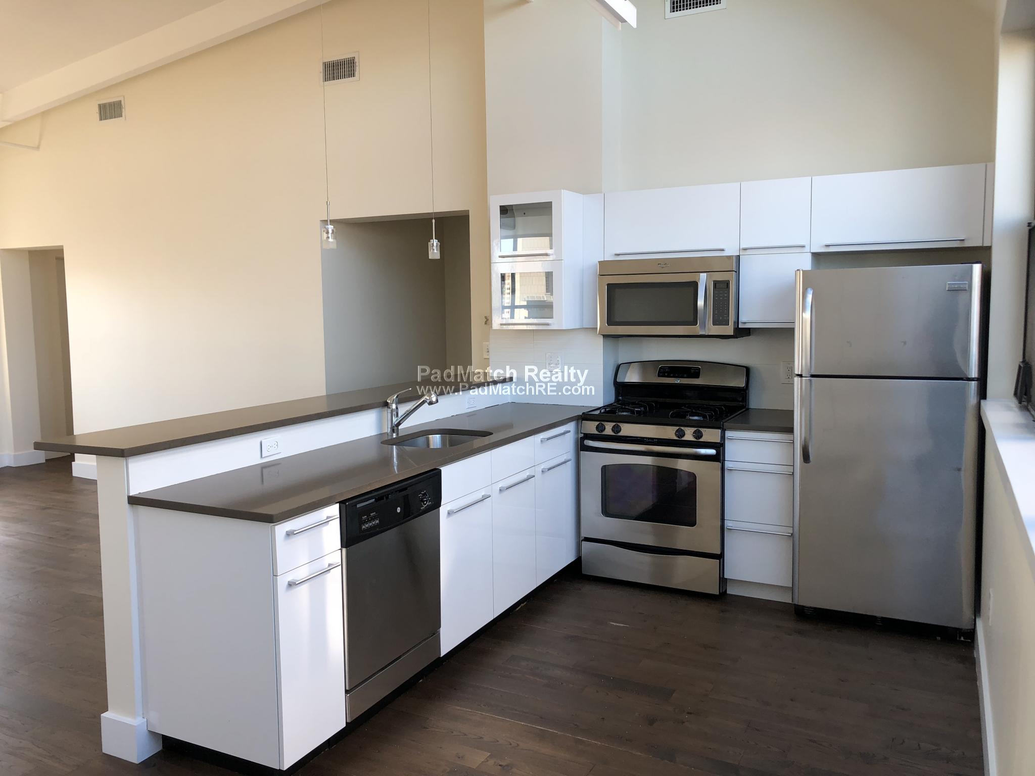 1126 Boylston St, Fenway