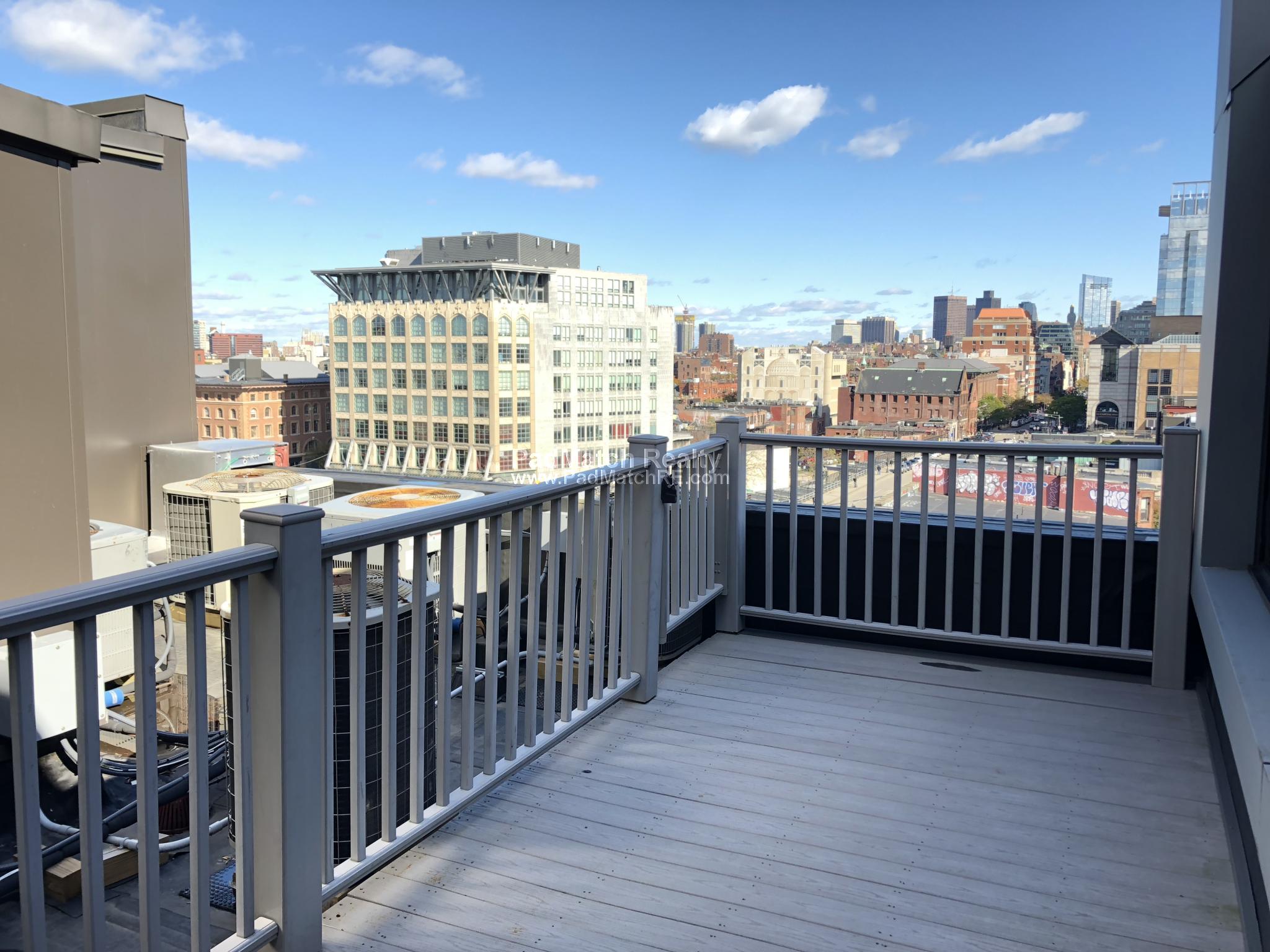 1126 Boylston St, Fenway