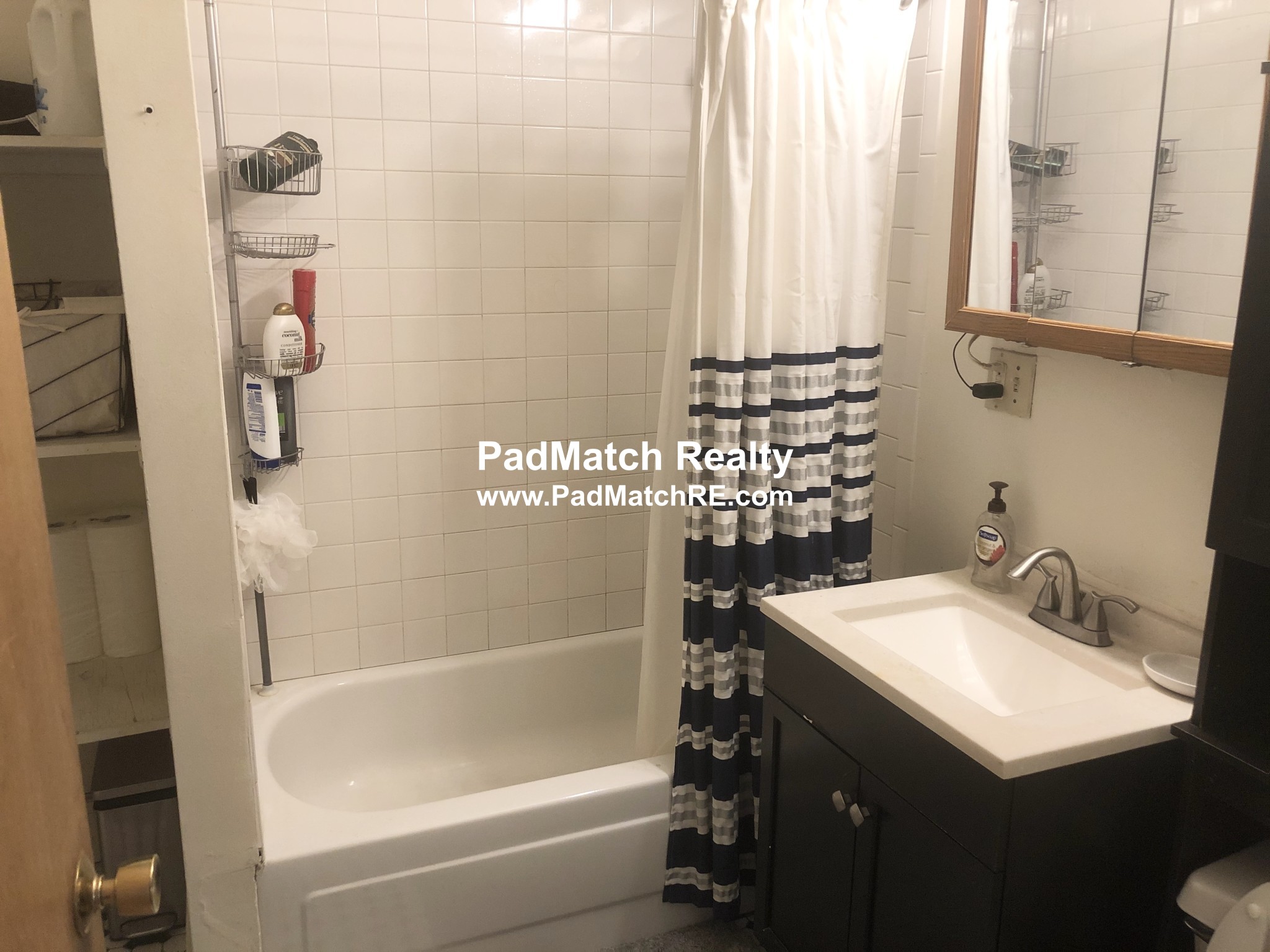 132 Hemenway St, Fenway