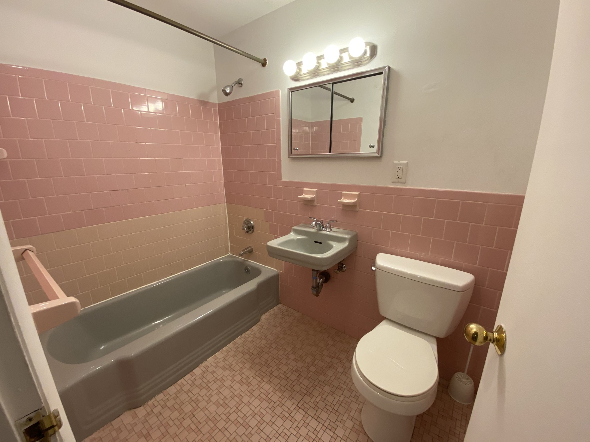 50 Evergreen St, Jamaica Plain