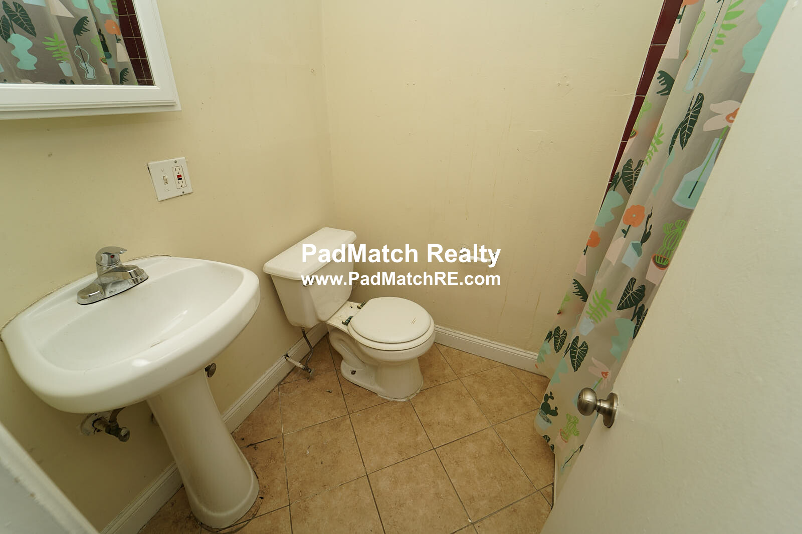 894 Huntington Ave, Mission Hill