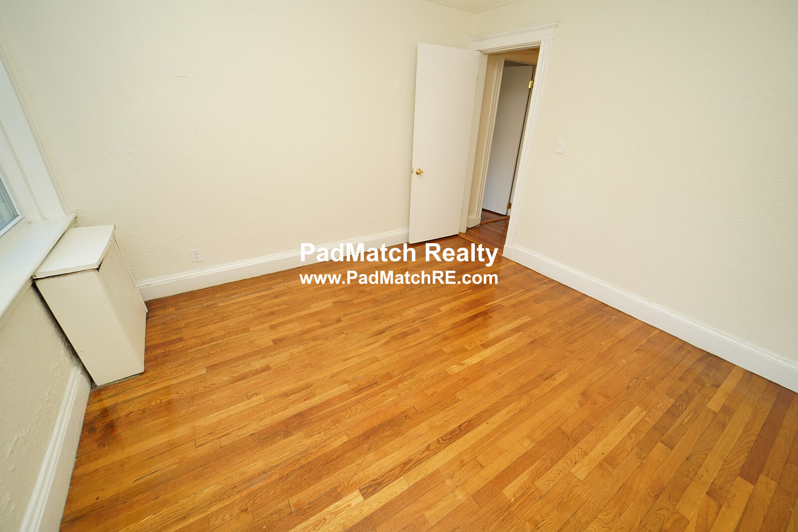 70 Chiswick Rd, Commonwealth