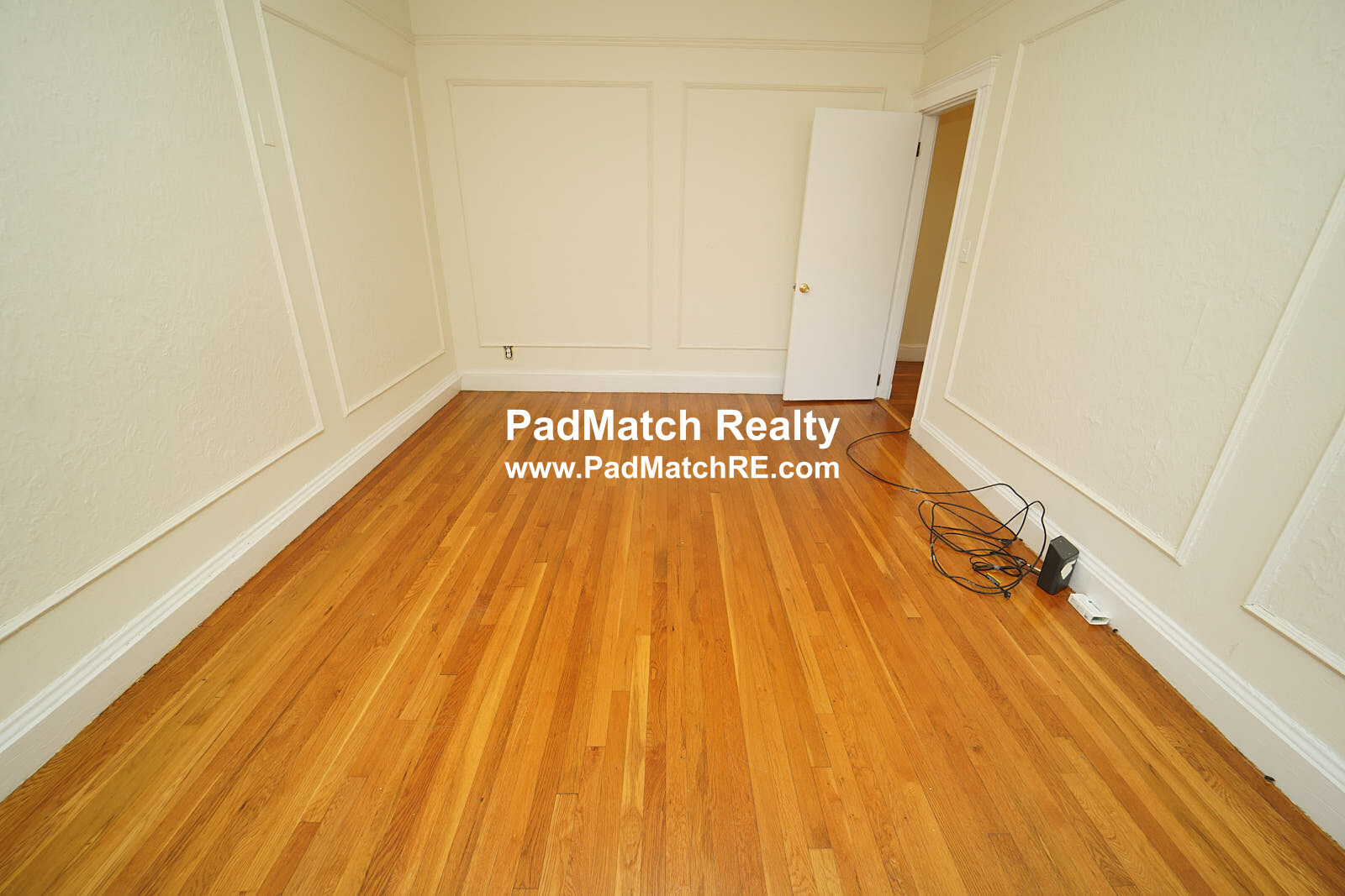 70 Chiswick Rd, Commonwealth