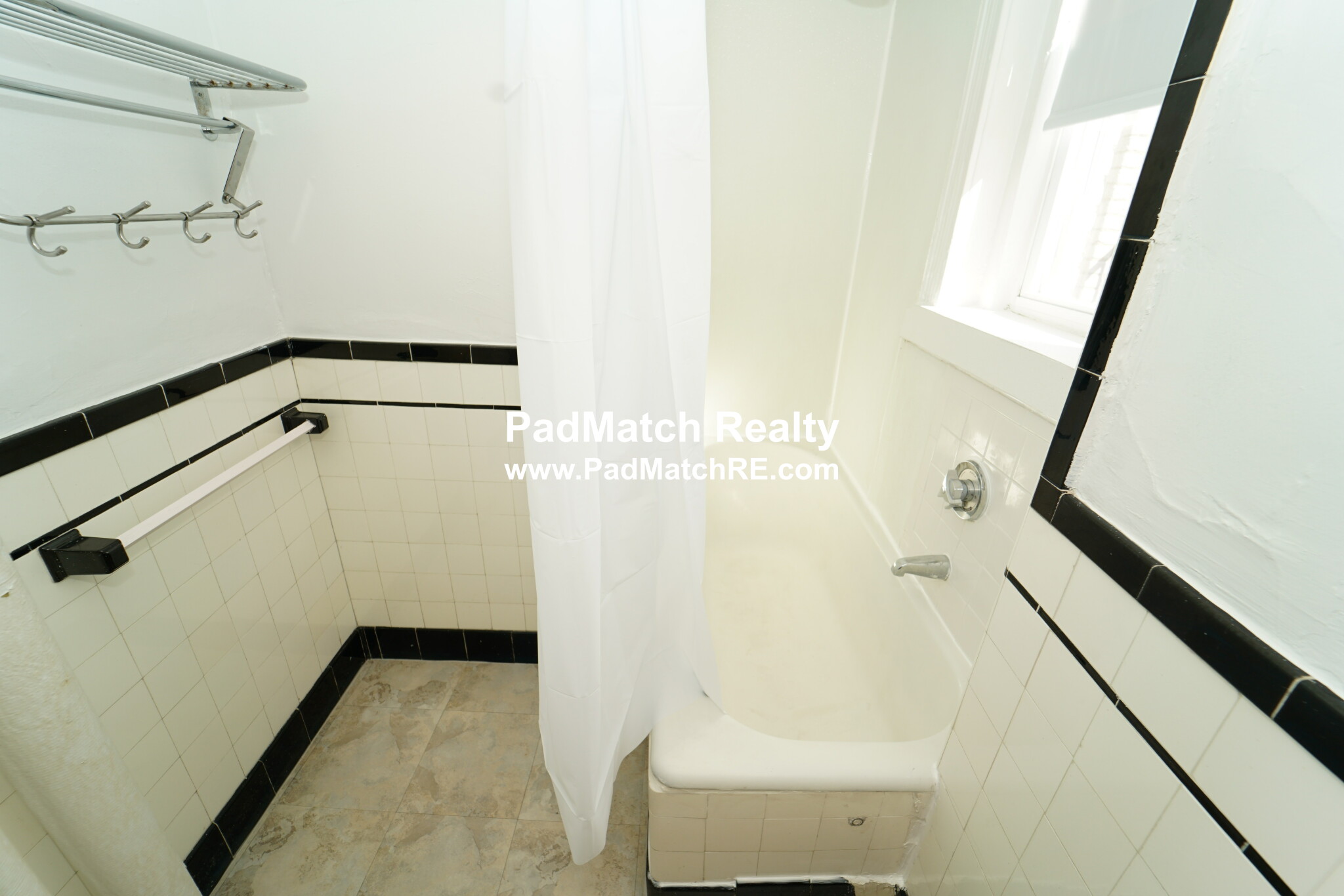 1820 Commonwealth Ave, Brighton