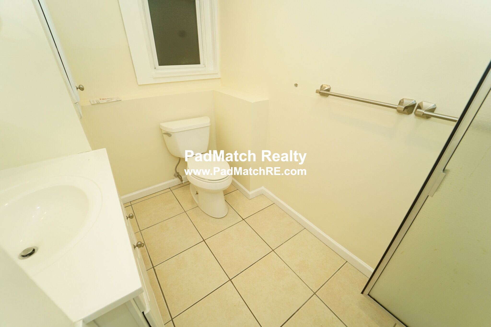 360 Riverway, Mission Hill