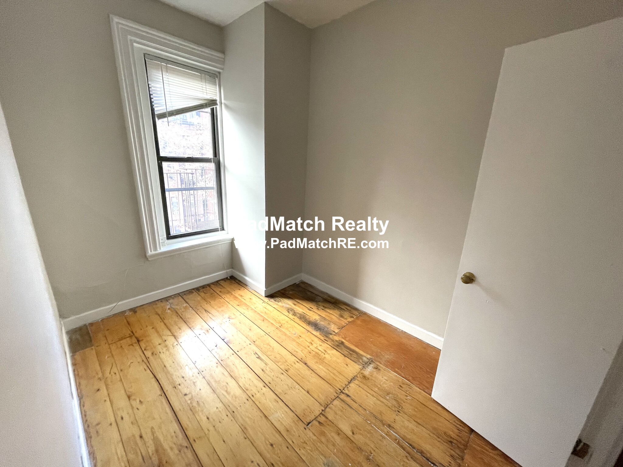 1 bed, 1 bath apartment for rent at 223 Newbury St Unit 3R, Back Bay — photo 5 of 10