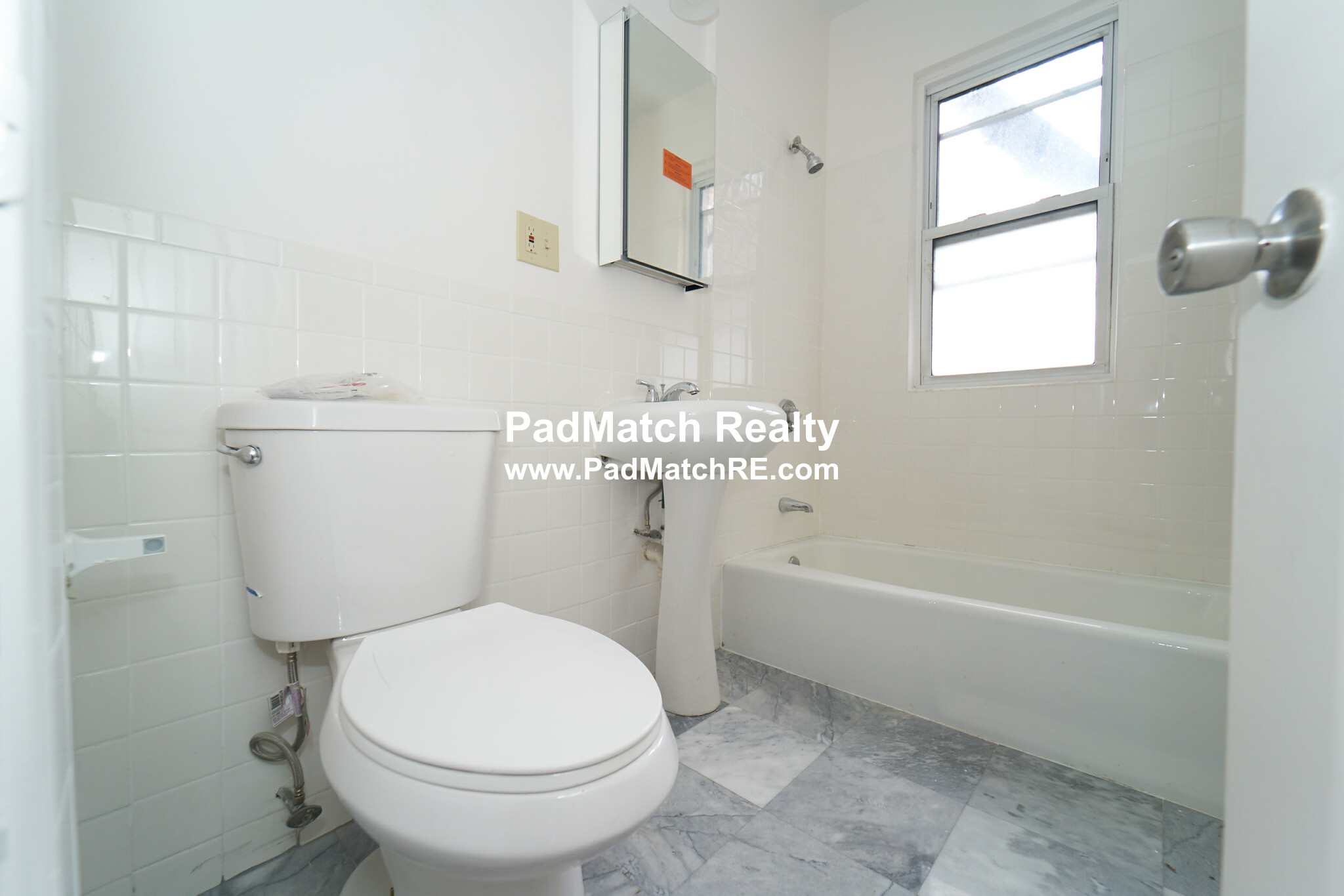 15 Scottfield Rd, Brighton