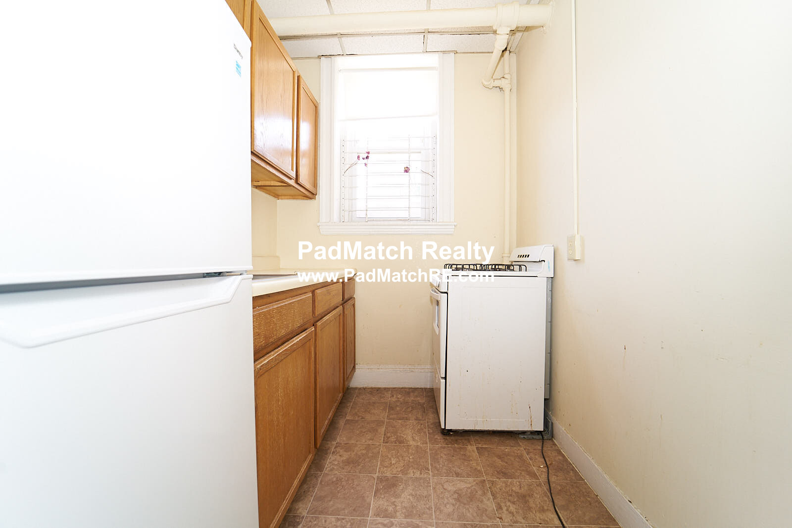 1 bed, 1 bath apartment for rent at 63 Woodstock Ave Unit 9, Brighton — photo 4 of 9