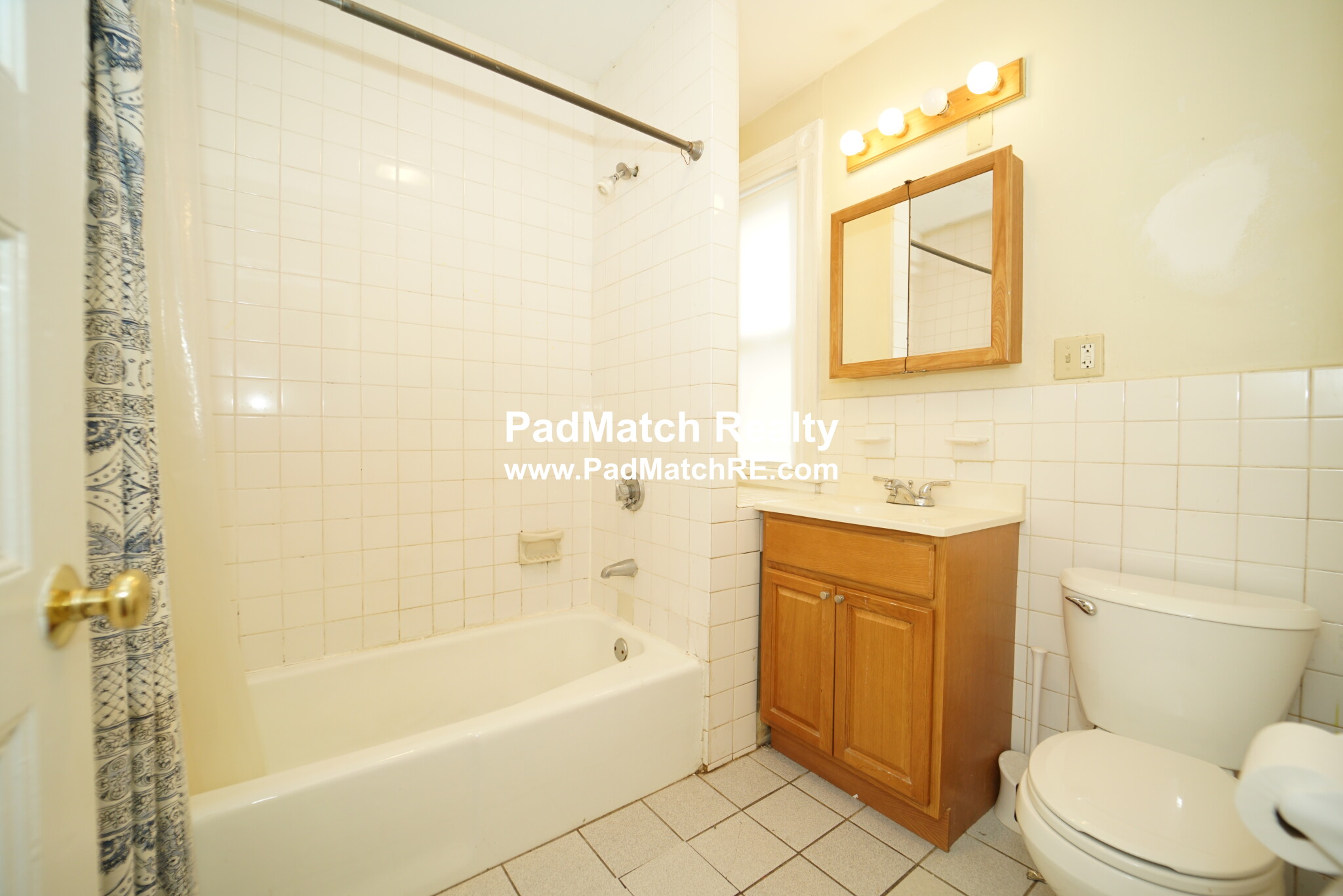 4 bed, 2 bath apartment for rent at 759 Columbia Rd Unit 3, Dorchester — photo 7 of 14