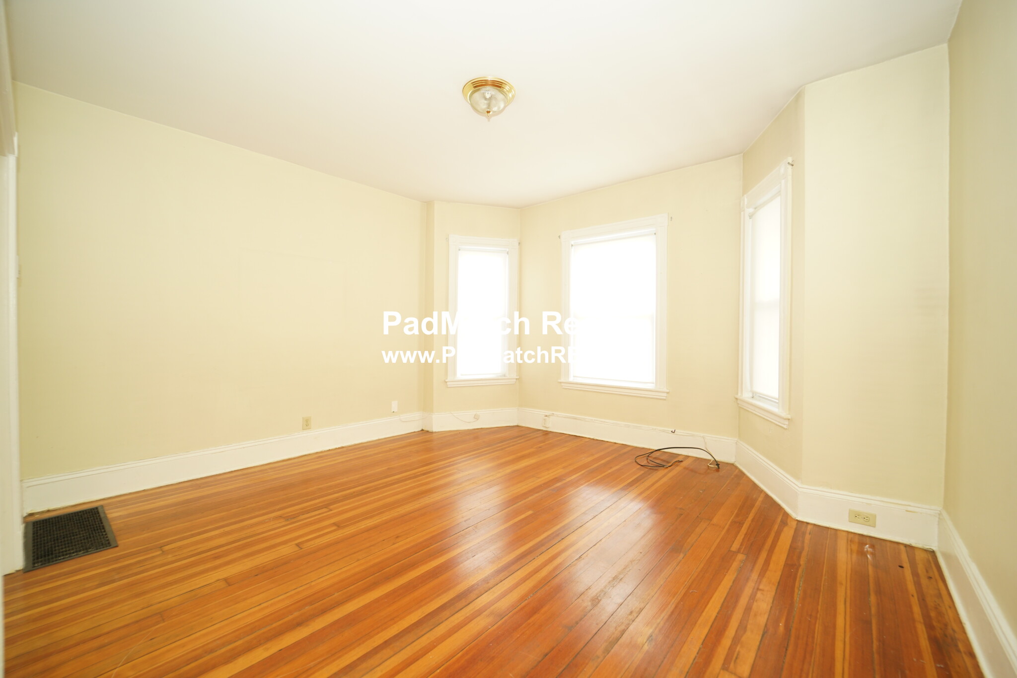 4 bed, 2 bath apartment for rent at 759 Columbia Rd Unit 3, Dorchester — photo 1 of 14