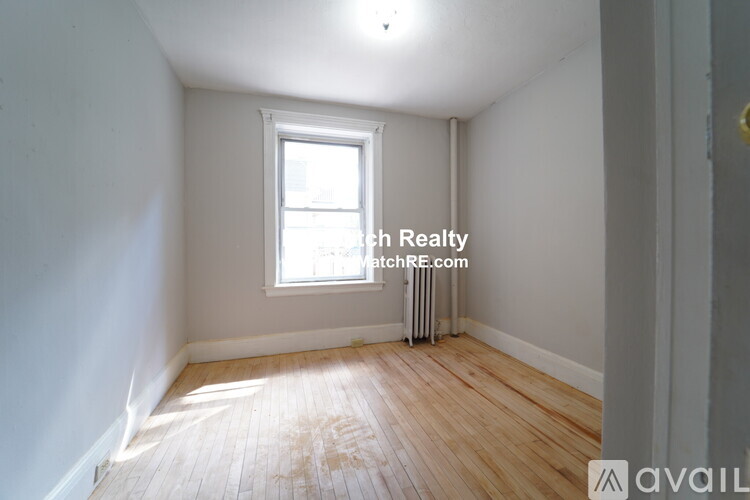 4 bed, 2 bath apartment for rent at 142 Davis Ave Unit 4, Brookline Village — photo 6 of 16