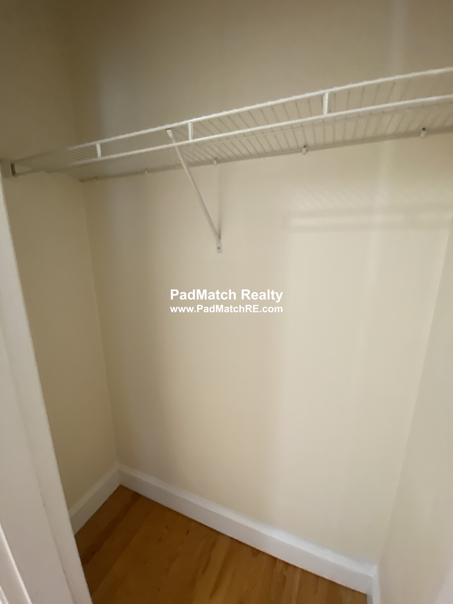 9 Gardner Ter, Allston