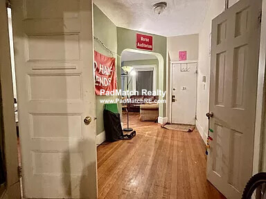 186 Naples Rd, Brookline