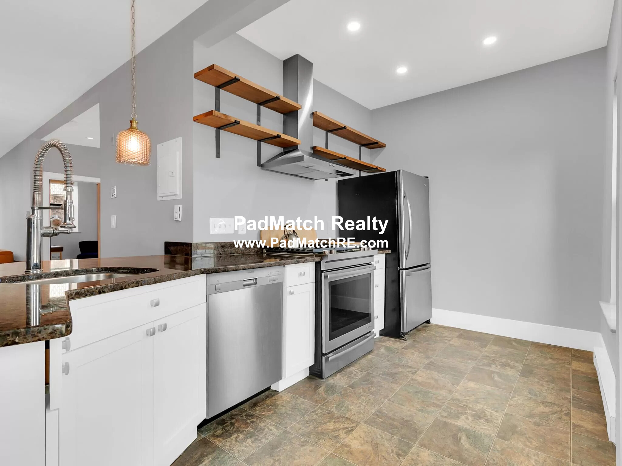 482 Columbus Ave, South End