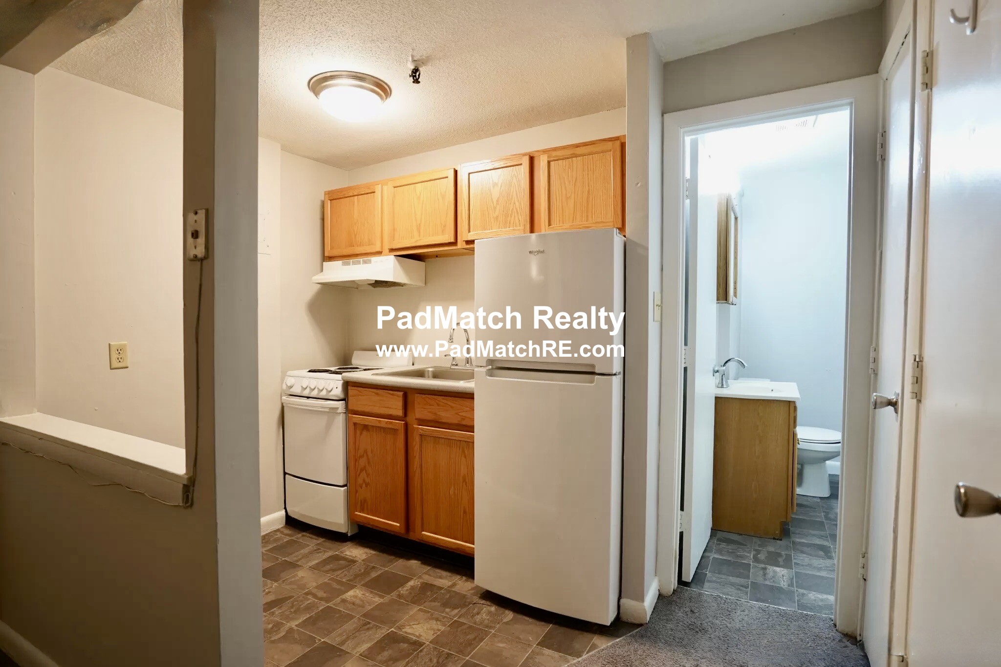 231 Harrison Ave, Chinatown